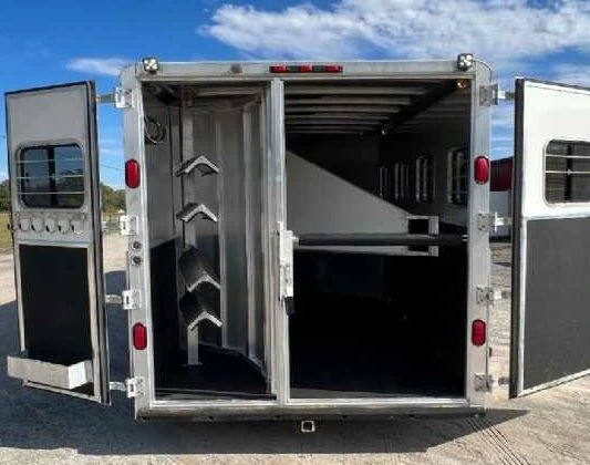 2003 Kiefer Built LQ 4 Horse Trailer with 9′ Short Wall‼️